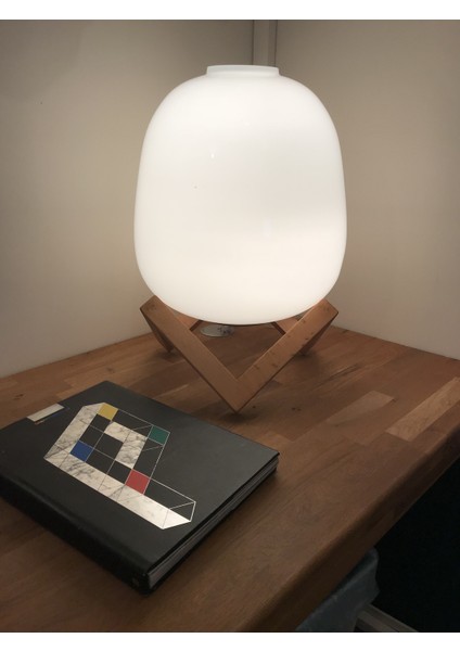 Ahşap Ayaklı Luxy Lamp