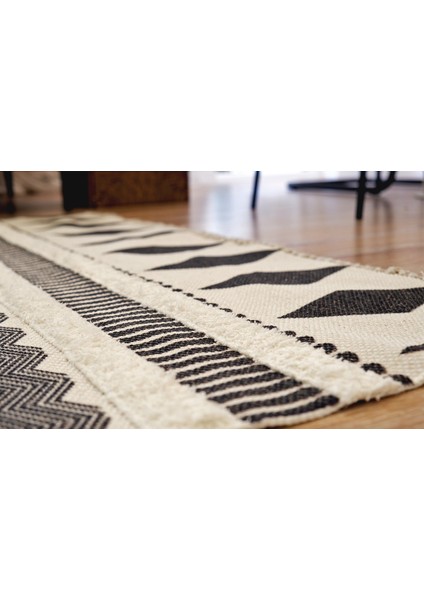 Rustik Black White 4007 Iskandinav Boho Stil Siyah Beyaz Desenli Kilim