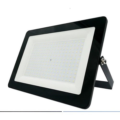 30000 lumen flood light