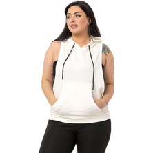 Disentis Modest Büyük Beden Kanguru Cepli Kapüşonlu Geniş Kol Oyuntulu Beyaz T-Shirt