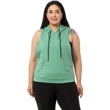 Disentis Modest Büyük Beden Kanguru Cepli Kapüşonlu Geniş Kol Oyuntulu Mint Yeşili T-Shirt