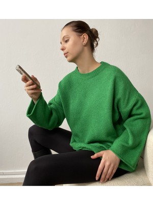 Minaaise Benetton Yeşili Oversize Bisiklet Yaka Yumoş Triko Kazak 26046