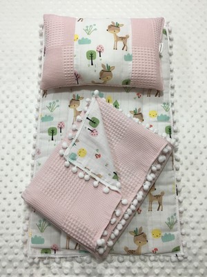 Buse Baby Home Pembe, Müslin ve Ponponlu Alt Açma , Yastık ve Battaniye 3'lü Set