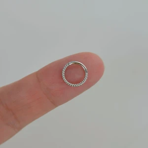 Cerrahi Çelik Silver Renk Burgu Tragus Helix Piercing Kıkırdak