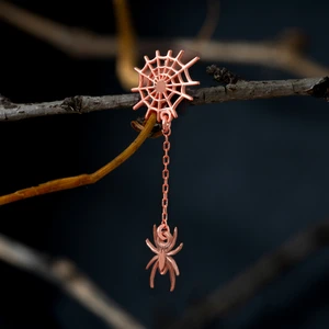 Dkmn Silver 925 Ayar Gümüş Sallantılı Örümcek Küpe