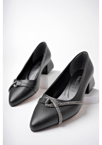 Siyah Kadın Yan Taşlı Büyük Numara Kısa Klasik Topuklu Ayakkabı - Siyah - 42