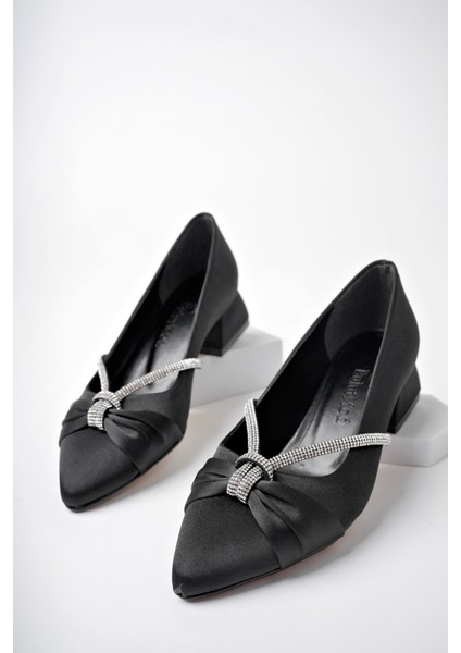 Siyah Kadın Düğümlü Taşlı Büyük Numara Kısa Klasik Topuklu Ayakkabı - Siyah - 42 fırsatları