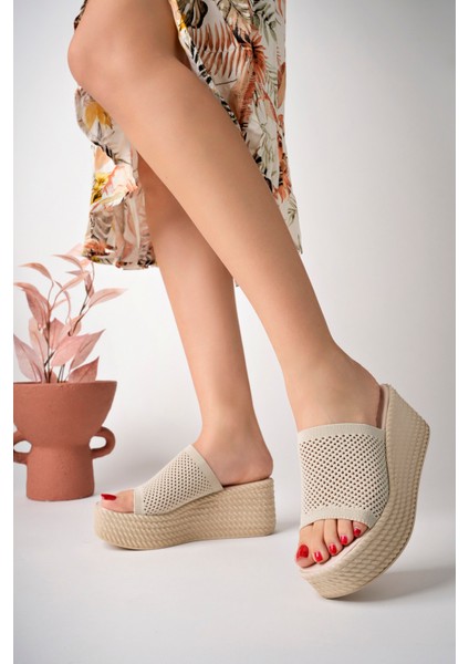 Ten Kadın Delikli Triko Günlük Hasır Dolgu Topuklu Terlik - Ten - 39