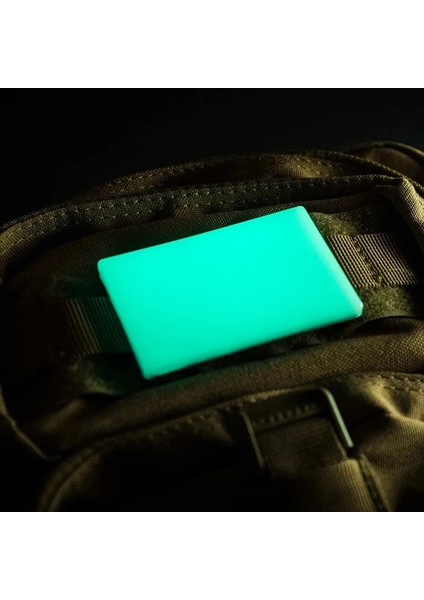 Yeşil Glow Blank Tec Aksesuarları Karanlıkta Parlayan Yol Gösterici Işık Embrite Beacon Moral Sert Yama Evrensel Işaretleyici (Yurt Dışından) modelleri
