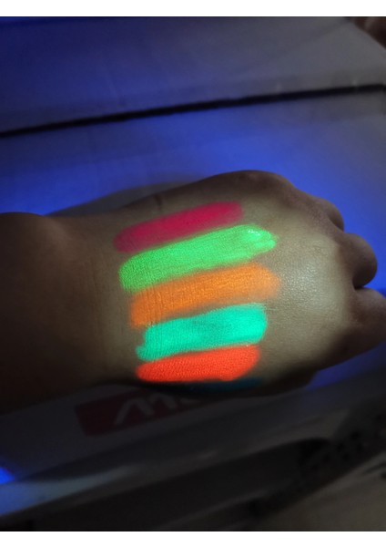 Gösterildiği Gibi 6 Adet Cadılar Bayramı Glow Karanlık Yüz Siyah Işık Boya Uv Neon Yüz ve Vücut Boyası Mum Boya Seti Floresan Makyaj Işaretleyici Noel (Yurt Dışından)