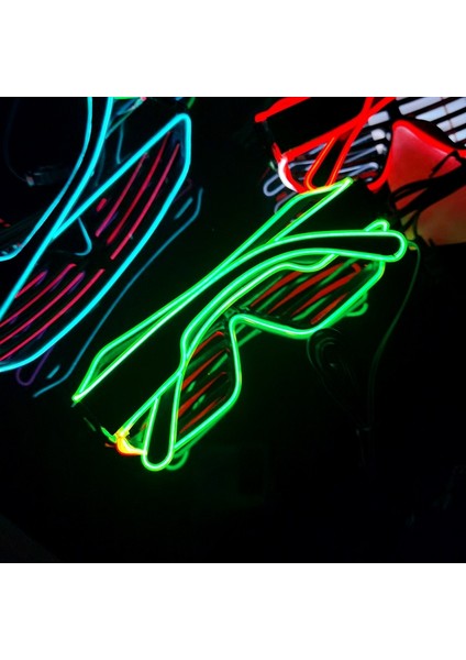 Z01 LED Işıklı Gözlük Parlayan Neon Gözlük Yanıp Sönen LED Güneş Gözlüğü Light Up Dj Kostümleri Olay Parti Için 80 S Edm Cadılar Bayramı Tedarikçisi (Yurt Dışından) fırsatları
