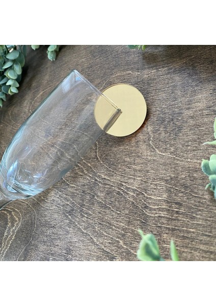 Siyah 1.6mm Kalınlığında 20 Adet Buzlu Akrilik Yuvarlak Şarap Etiketi Boş Kokteyl Charm Düğün Hediyesi Şarap Adı Etiketi Şampanya Şarap Bardağı Topper Parti Içecek Işaretleyici (Yurt Dışından) fiyatları