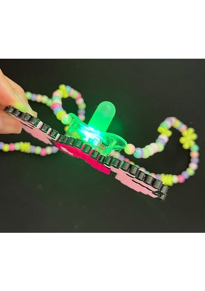 Mac Kız Sevimli Elektrikli Syllab Müzik Festivali Rave Aydınlık LED Emzik Kandi Kolye Kafa Sıçrayan Emzik Gece Kulübü Ses Ekipmanı (Yurt Dışından) fırsatları