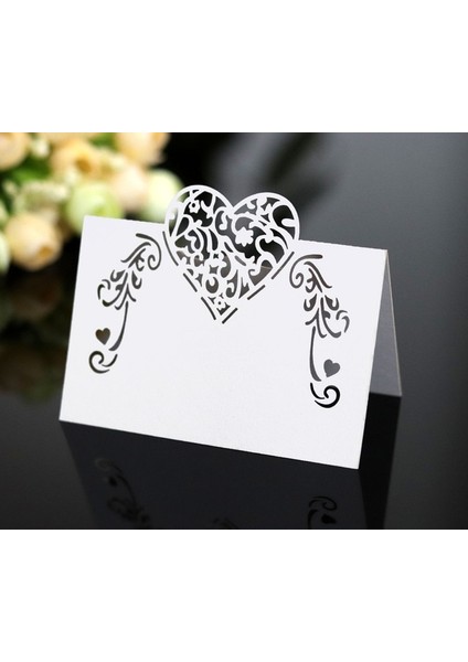 Beyaz 25 Adet Gül Düğün Adı Giriş Istasyonu Kartı Lazer Kesim Aşk Kalp Şekli Yer Kartları Parti Resepsiyon Masa Koltuk Kartı Iş Masası Için (Yurt Dışından)
