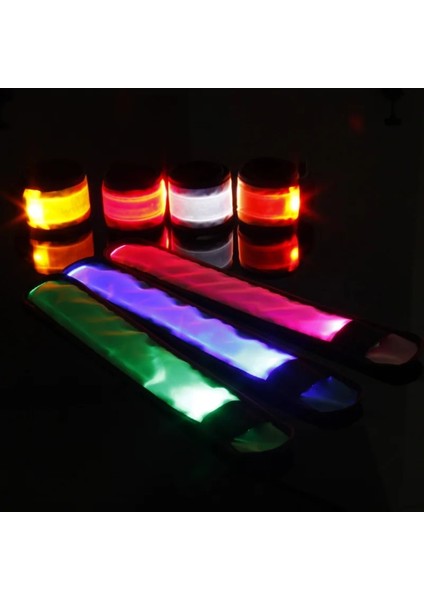 Pembe S Flaş Kolu LED Işıklı Bilezik ile Çocuk Floresan Bilek Gece Çalışan Bar Atmosfer Sahne Parlayan Parti Favor (Yurt Dışından) fırsatları