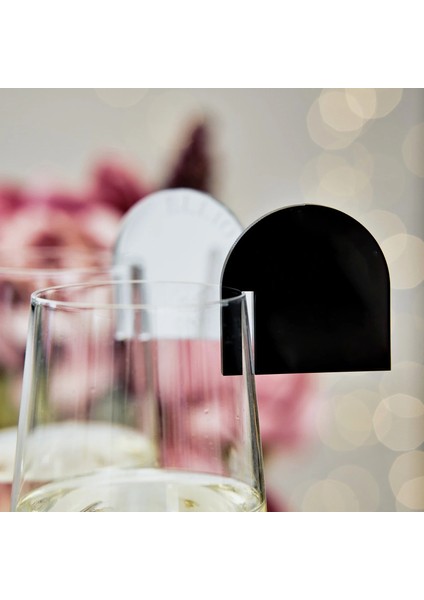 Boş Altın 50 Adet Boş Kemer Akrilik Düğün Yeri Kartı Şarap Charm Şampanya Adı Etiketi Düğün Masa Planı Fikirleri Şekeri Düğün Yeri Adı Kartı (Yurt Dışından) fırsatları