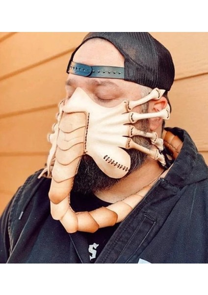 Çoklu Yükseltme Beyaz Kahverengi Facehugger Kostüm Uzaylı Facehugger Yüz Kapak Yüz Hugger Kostüm Cadılar Bayramı Prop Korkunç Pençeleri Böcek (Yurt Dışından) fırsatları