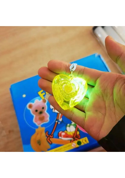 Kalp Kolye 20 Adet 20/30 Adet Yıldız Kalp LED Işık Kolye Kolye Çocuklar Yanıp Sönen Glow Hediye Yanıp Sönen Oyuncak Parti Noel Düğün Parti Decora (Yurt Dışından)