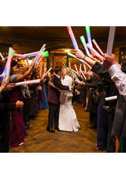 15 Adet 12/15/30/60 Adet LED Parlak Çubuk Kolye Toplu Renkli Rgb Parlak Köpük Sopa Tezahürat Floresan Lamba Noel Doğum Günü Düğün Parti Malzemeleri (Yurt Dışından) modelleri