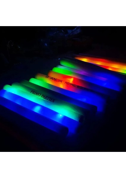 Beyaz 15 Adet 10/15/30/60 Adet Köpük Parlayan Çubuklar LED Köpük Sopa Parlayan Çubuklar Tezahürat Tüpü LED Karanlıkta Glow Düğün Noel Partisi Malzemeleri Için Işık (Yurt Dışından)