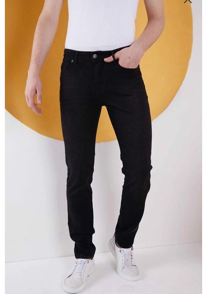 Erkek Siyah Düz Klasik Rahat Kesim Regular Fit Likralı Erkek Kot Pantolon