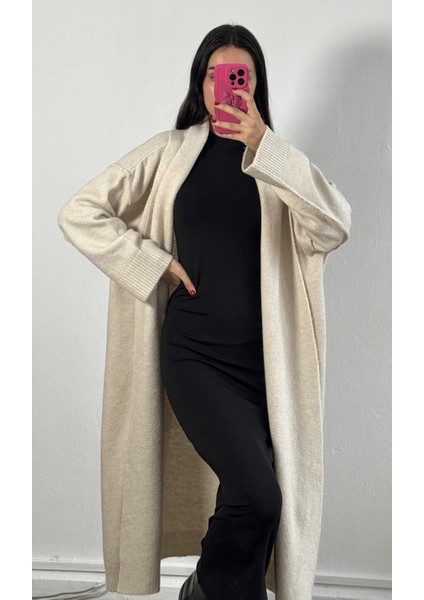 Ekru Pis Dikiş Detaylı Uzun Oversize Yumoş Triko Hırka 26257