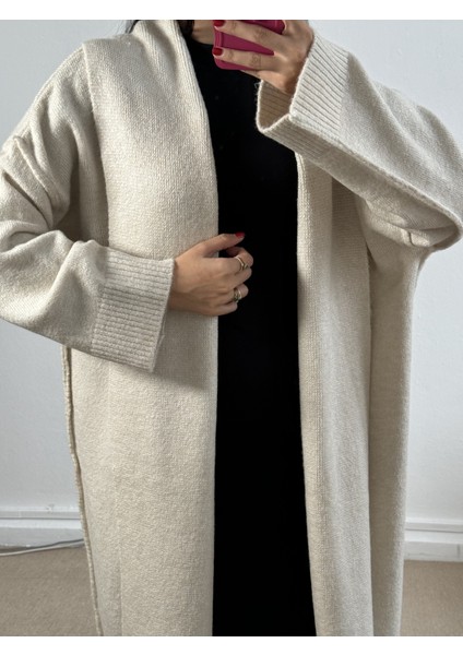 Ekru Pis Dikiş Detaylı Uzun Oversize Yumoş Triko Hırka 26257 fırsatları