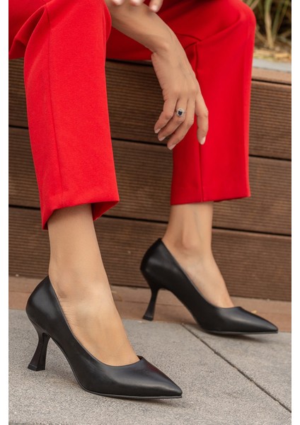Kadın Stiletto SİYAH CİLT