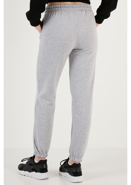 Pamuklu Regular Fit Şardonlu Jogger Eşofman Altı Bayan Eşofman Altı 5864276K