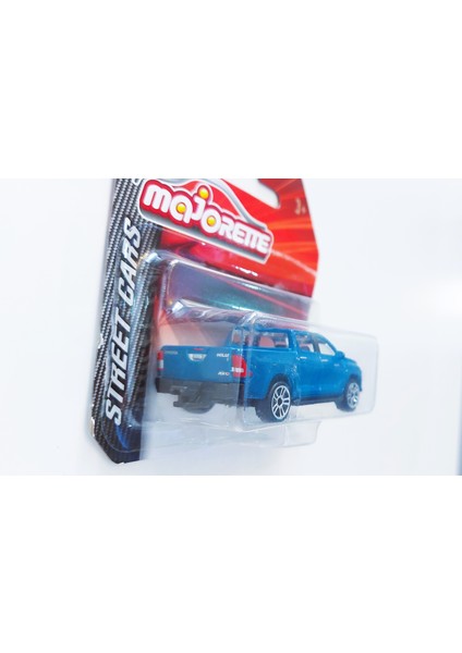 Toyota Hilux Model Araba