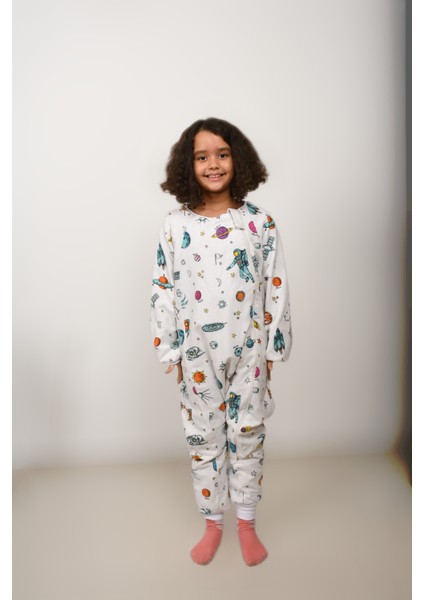 Voguevista Elyafsız Kışlık Uzun Kollu Çift Kat %100 Pamuk Pazen Uzaylı ve Gökkuşağı Desenli Cocuk Bebek Uyku Tulumu