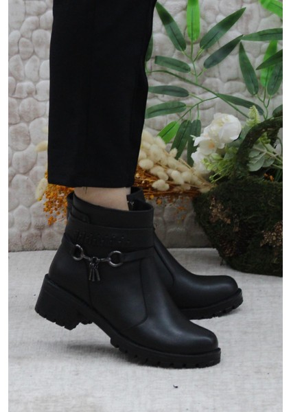 42829 Siyah Orijinal Hakiki Deri Içi Kürklü Kaymaz Taban Kadın Bot