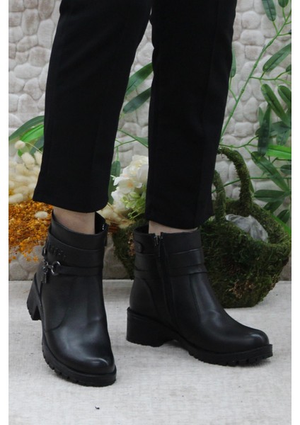 42829 Siyah Orijinal Hakiki Deri Içi Kürklü Kaymaz Taban Kadın Bot fırsatları