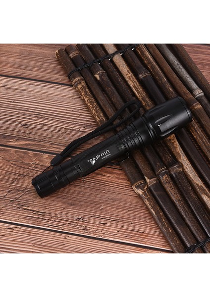 Süper Parlak 90000LM T6 Taktik Askeri LED El Feneri Torch Yakınlaştırılabilir 18650 Creek (Yurt Dışından) fiyatları