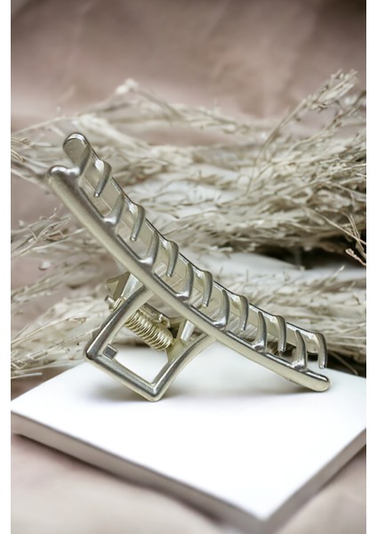 Kadın Yüksek Kalite Kararmaz 7.5 cm Metal Toka fiyatları