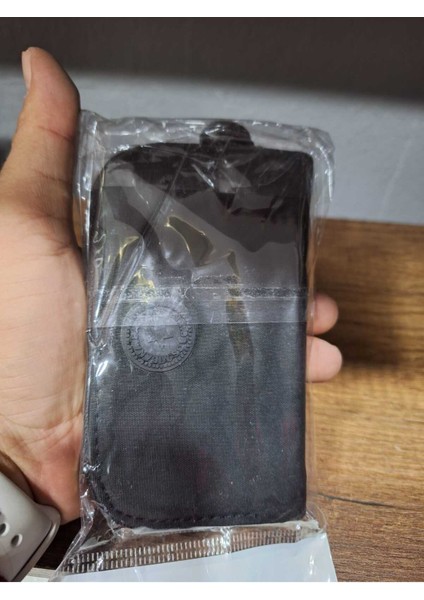 Mat Buzzy Kumaştan Üretilme Kadın Cüzdanı