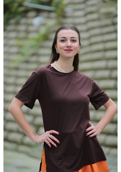 Yırtmaçlı Oversize T-Shirt fiyatları