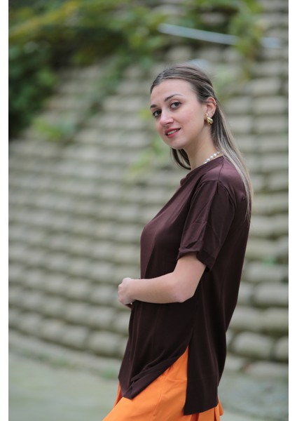 Yırtmaçlı Oversize T-Shirt fırsatları