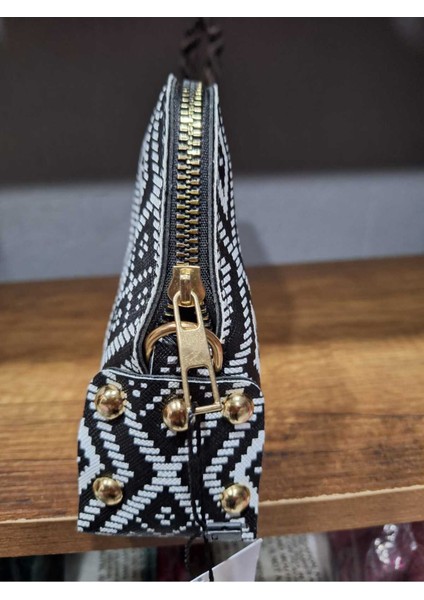 Kadın Siyah Beyaz Türk Motifli Desenli El Askılı Portföy Clutch modelleri