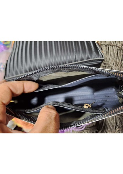 Kadın Siyah Beyaz Türk Motifli Desenli El Askılı Portföy Clutch fırsatları