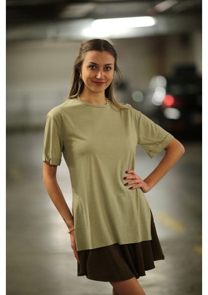 Yırtmaçlı Oversize T-Shirt