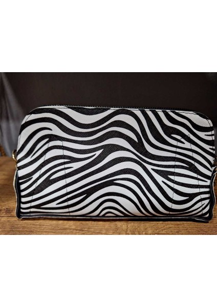 Kadın Siyah Beyaz Zebra Desenli El Askılı Portföy Clutch