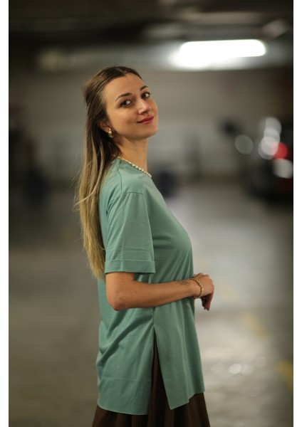 Yırtmaçlı Oversize T-Shirt modelleri