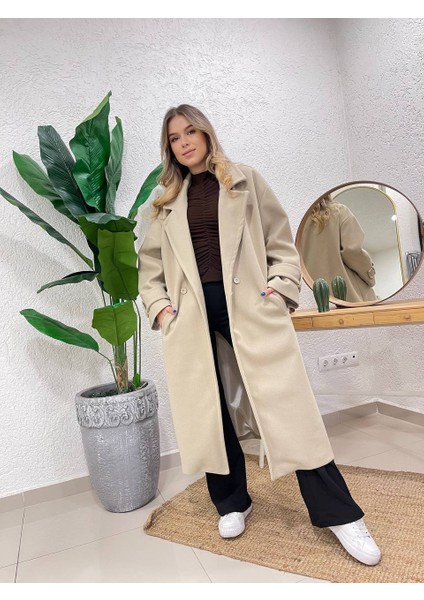 Uzun Kaşe Kadın Kaban