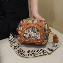 Platinum Kadınlar Için Şık Perçinli Kadın Omuz Çantası Crossbody Çanta Fileto Köşe Tasarımı Ayı Deseni Pırlantalı Kızın Haberci Çantası (Yurt Dışından)