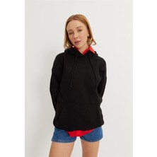Tubia Kadın Siyah Kapüşonlu Oversize Sweatshirt