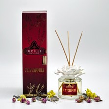 Lucille Paçuli Koku Veren Lotus Çiçek Figürlü 130 ml Çubuklu Oda Kokusu Özel Şişe ve Kalıcı Esans