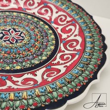 Aysun Hand Art Aysunhandart Kırmızı Fonlu Rumi Desen ve Ipek Desen Iç Içe Modellenmiş El Yapımı Seramik Tabak