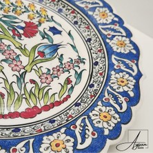 Aysun Hand Art Aysunhandart Dımdık Çerçeveli Merkezinde Samur Osmanlı Lale ve Karanfil Motifli El Yapımı Seramik Tabak