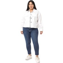 Disentis Modest Büyük Beden Kapaklı Cepli Eteği Pis Dikişli Beyaz Ceket